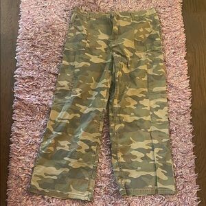 Women’s Camouflage Cargo Pants
